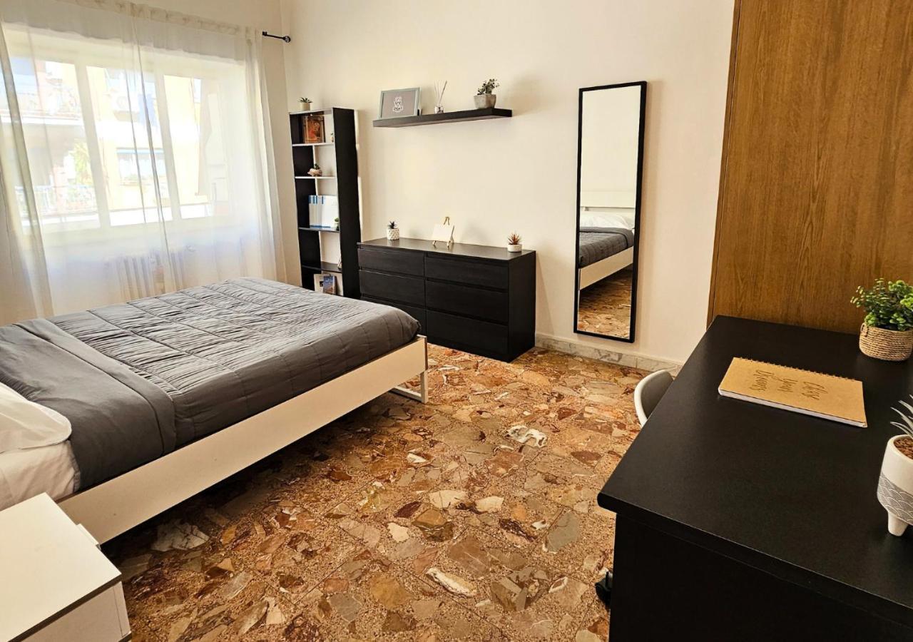 Urban Street Apartment Roma Buitenkant foto