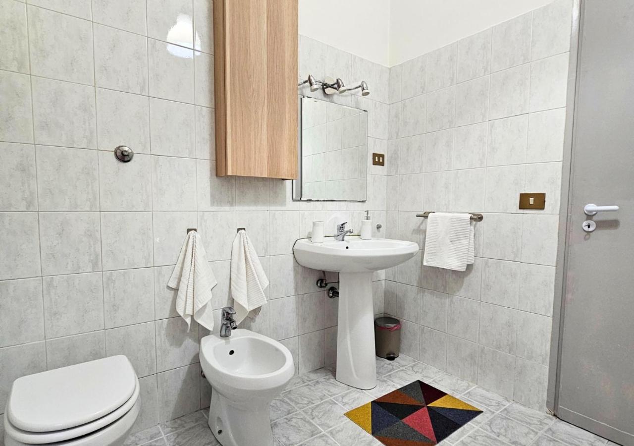 Urban Street Apartment Roma Buitenkant foto